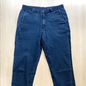 EZY Cropped Denim